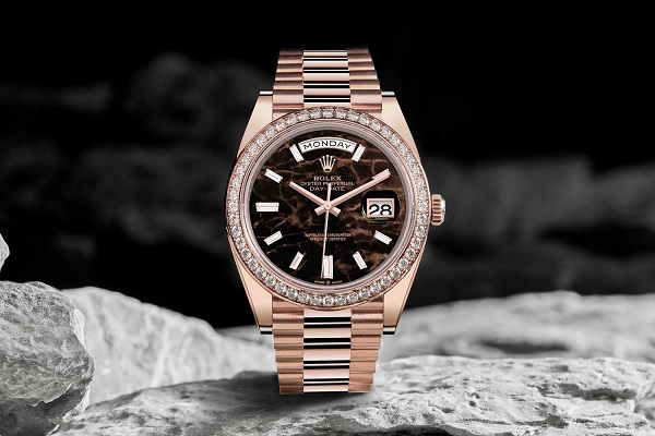 Bật mí cách chỉnh ngày đồng hồ Rolex chuẩn ngay tại nhà