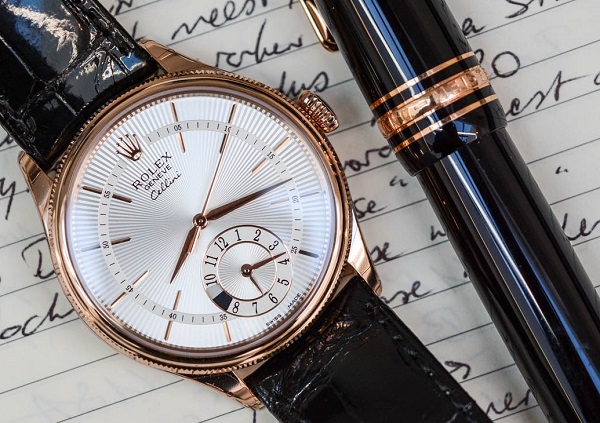 Rolex Cellini Dual Time Everose 50525 là phiên bản rất hợp với người Châu Á