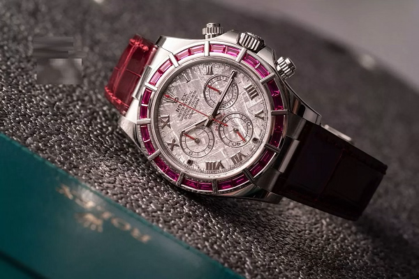 Vẻ đẹp cuốn hút của chiếc đồng hồ Rolex Daytona