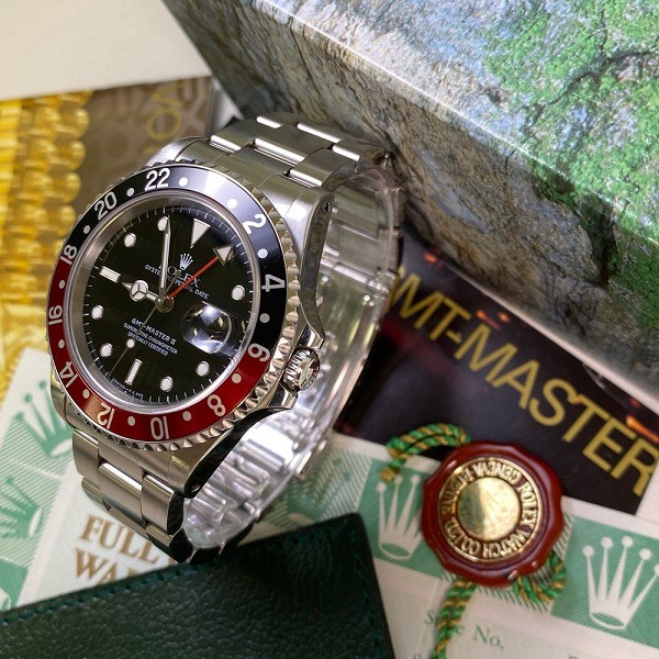 Rolex GMT-Master II 16710