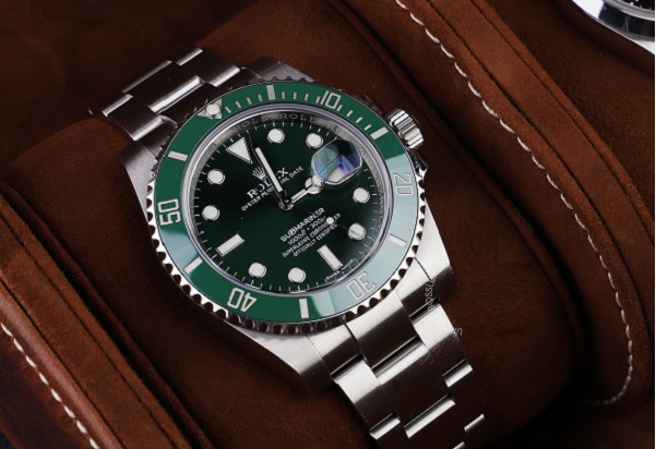 Rolex Submariner Date 116610LV